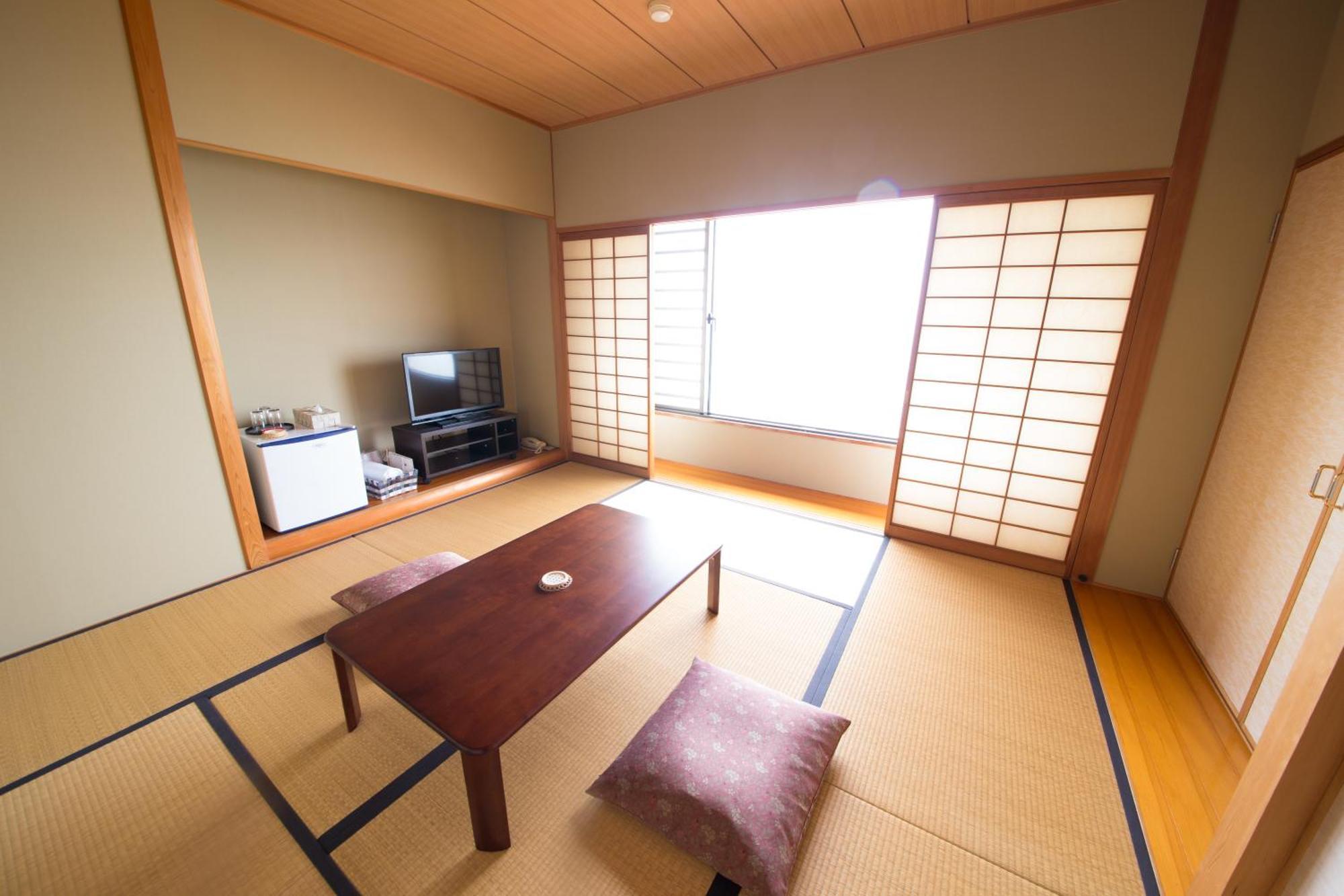 ซี ไองะ ไคเกตสึ Hostel Sumoto ภายนอก รูปภาพ